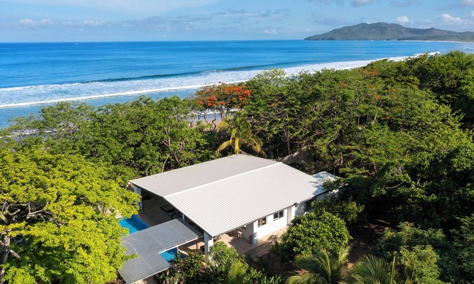 Playa Grande Villa | La vie en plein air en toute intimité à quelques pas du bord de l'eau