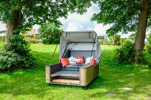Belau Maison | Outdoor Lounge am Belauer See mit Seezugang