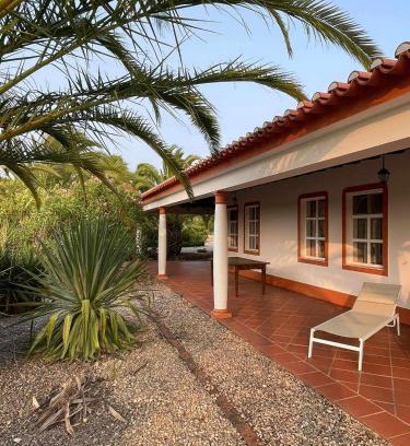 Cabeco de Vide Maison | Outeiro do Álamo by Portus Alacer