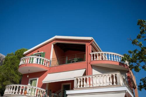 Logarata Appartement | Ouzaki House