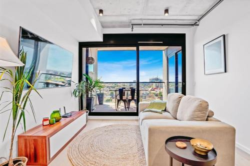 Footscray Appartement | Ovation - New Footscray Apt w parking & pool