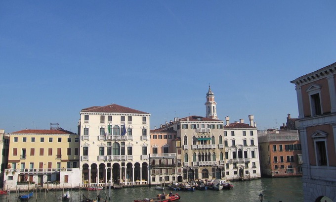 San Polo Appartement | Surplombant le Grand Canal, petit logement sur deux niveaux