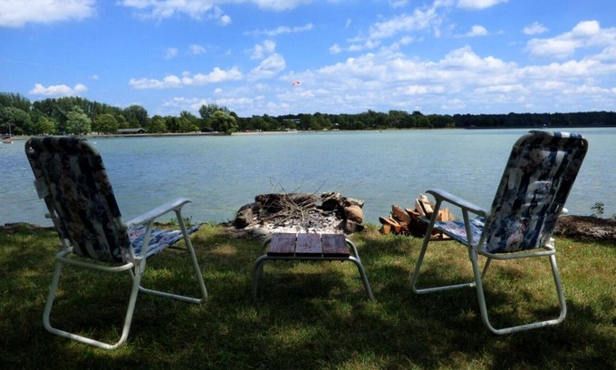 Auburn Maison | Rivage du lac Owasco en face du parc Emerson