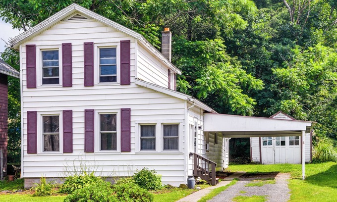 Owego Maison | Owego Vacation Rental Near Downtown & River!
