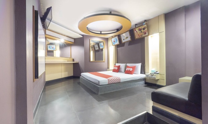 Chonburi Hôtel | OYO 75382 Chonburi Hotel