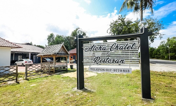Kampong Raja Hôtel | OYO 89607 Aloha Chalet