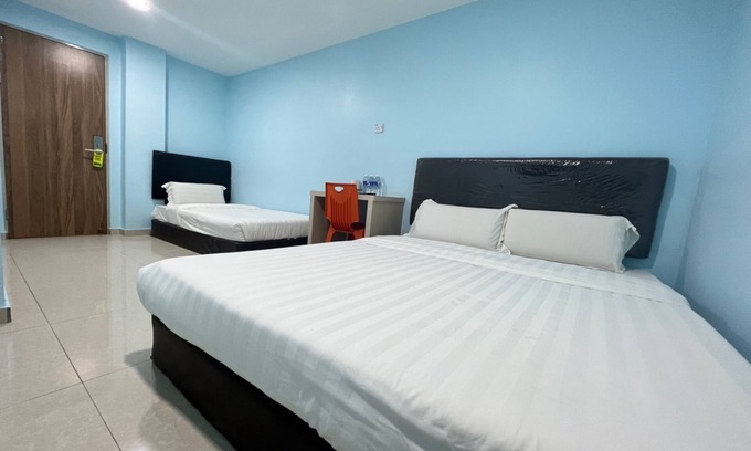 Kampung Stampin Hôtel | OYO 90789 Stutong Point