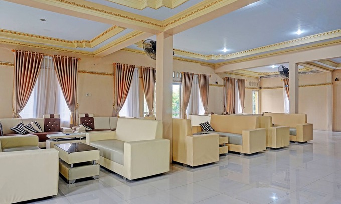Kertosono Hôtel | OYO 91825 Ayu Lestari Homestay