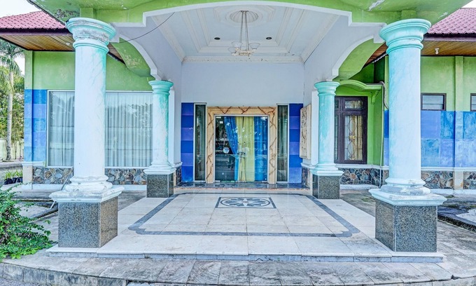 Palangkaraya Hôtel | OYO 91973 Green Hotel Near Polsek Sabangau