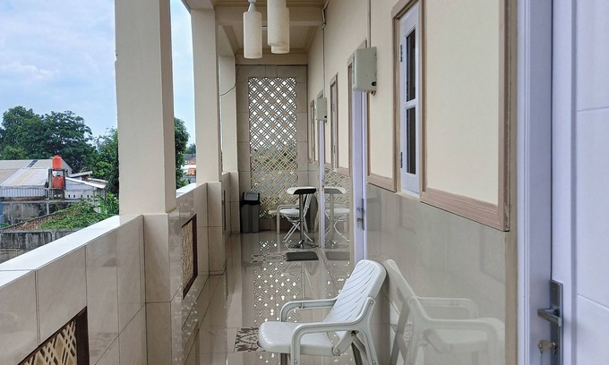 Bekasi Hôtel | OYO 94778 Seven Residence