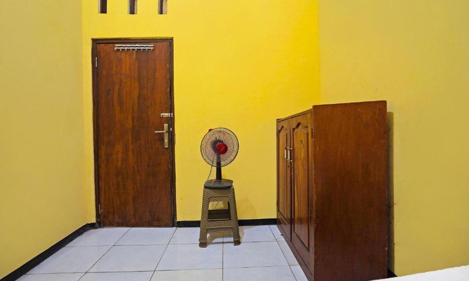 Mojokerto Hôtel | OYO Life 91869 Insan Mulia Kost Syariah