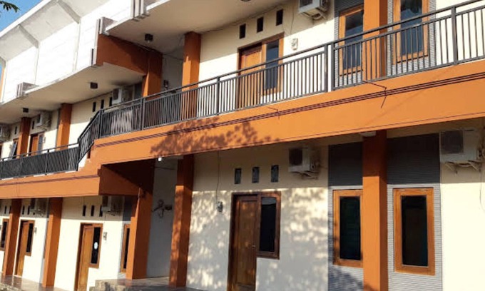 Tuban Sub-District Maison | OYO Life 92647 Edelweis Homestay