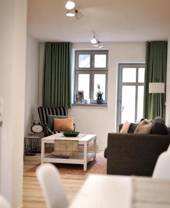 Poessneck Appartement | Pößnecker Werkstätten - Martin Luther
