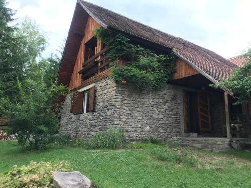 Bradut Maison | Pace in Kuvaszó-Casă la cheie