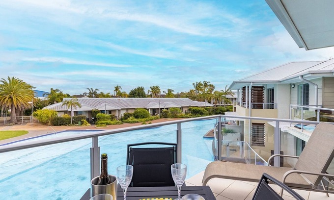 Salamander Bay Appartement | Pacific Blue 278-265 Sandy Pt Rd- Dual Key Access, Wifi, Linen and Air Conditioning