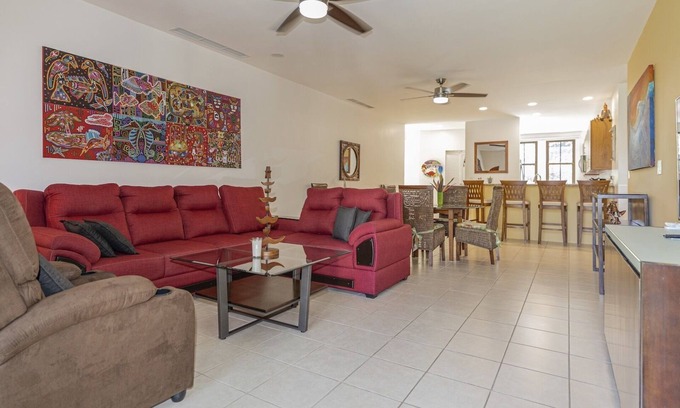 Coco Copropriété | Pacifico L1306 - Corner Unit - Beach Club Access