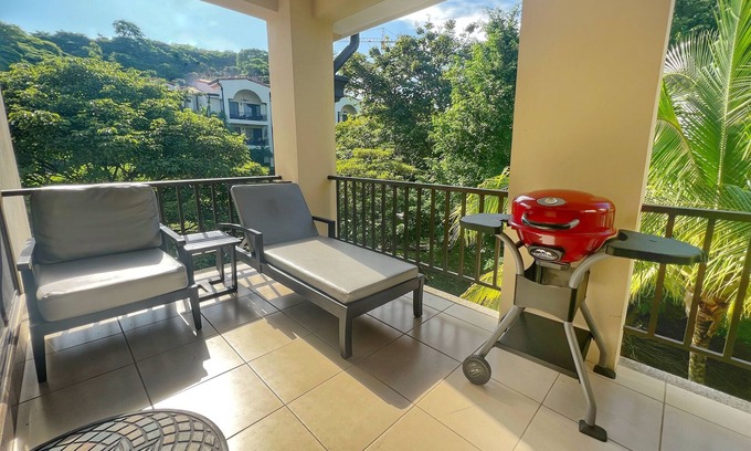 Coco Copropriété | Pacifico L311 - Spacious and Serene Corner Unit