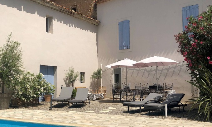 Raissac-d'Aude Maison | Paire de belles maisons de village avec piscine privée 6 chambres 4 salles de bain Wifi Freesat TV