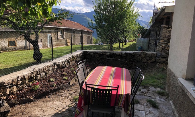 Caussou Maison | Paisible Gîte Familial en Ariège
