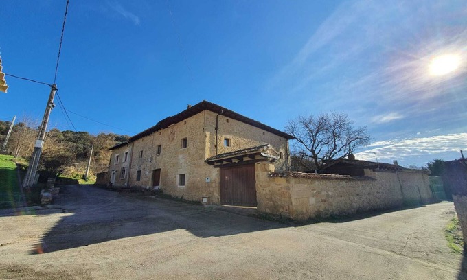 Villacomparada de Rueda Maison | PALACIO CASA RURAL LOS LAMBREQUINES in Villacomparada de Rueda.