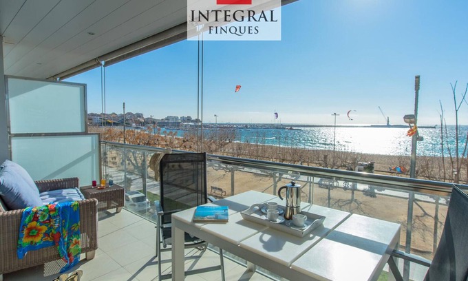 Palamos Appartement | Palamós BeachFront Apartment