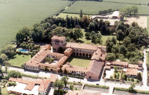 Torre Pallavicina Appartement | Palazzo Barbò