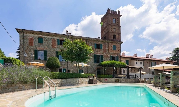 Segno Appartement | Palazzo K - (ap 3) Large 1 bedroom apartment in farmhouse with pool