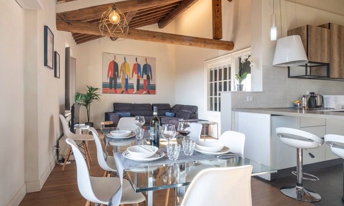 Colle di Val d'Elsa Appartement | Palazzo Luparelli Boutique Apartment, Colle di Val d'Elsa, Siena, Tuscany