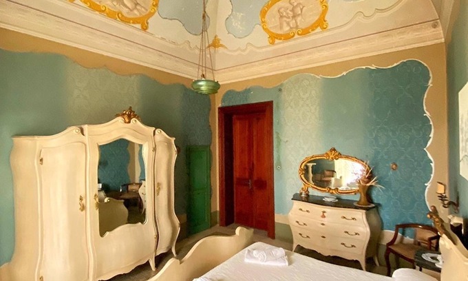 Calimera Appartement | Palazzo Sabella Tommasi white suite
