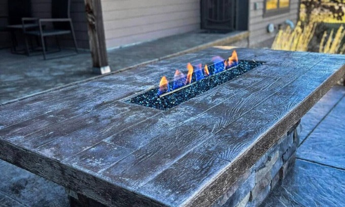 Omaha Maison | Palisades Paradise Sleeps 15 Firepit Golf Games and Good Eats
