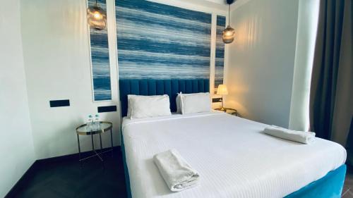 Wellington Pier Hôtel | Palm Breeze Hotel - Colaba