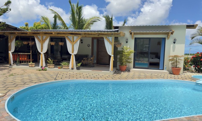New Grove Villa | Palmiste Villa