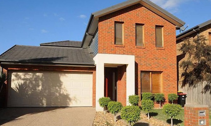 Keysborough Maison | Pampas Grass Homestay