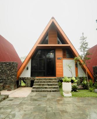 Wonosobo Station Balnéaire | Panama Resort Wonosobo