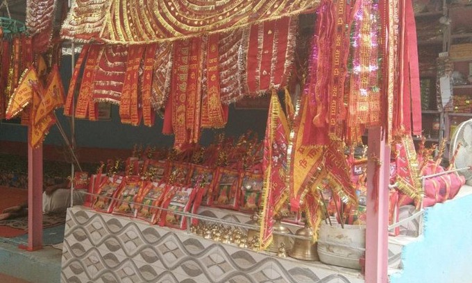 Champawat Cabine | Pandey pooja samagri bhandar