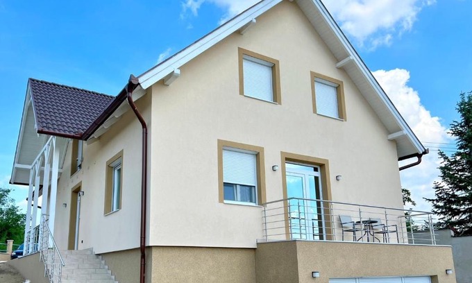 Mogyorod Maison | Panoráma Apartman Mogyoród