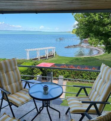 Balatonboglar Appartement | Panoráma Villa