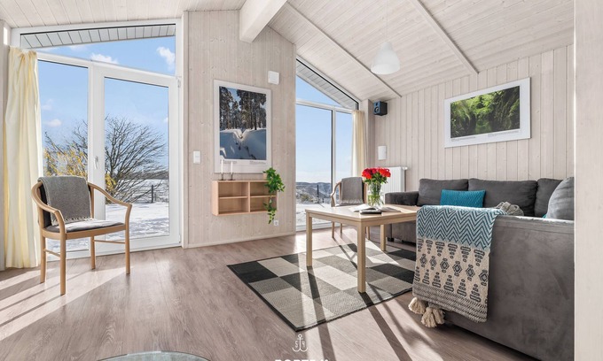 Sankt Andreasberg Maison | Panoramablick 53 - cozy vacation home for 10 people with sauna & whirlpool tub