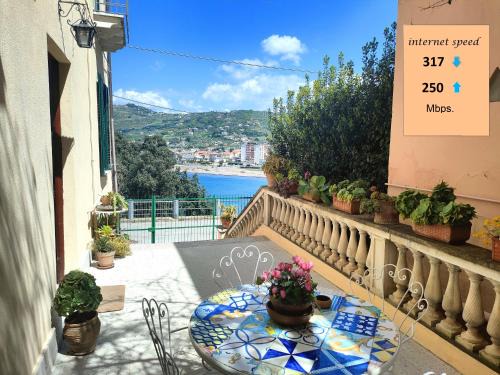 Agropoli Appartement | Panoramic Apartments in Villa in Center "The Beach and The Cliff" 1