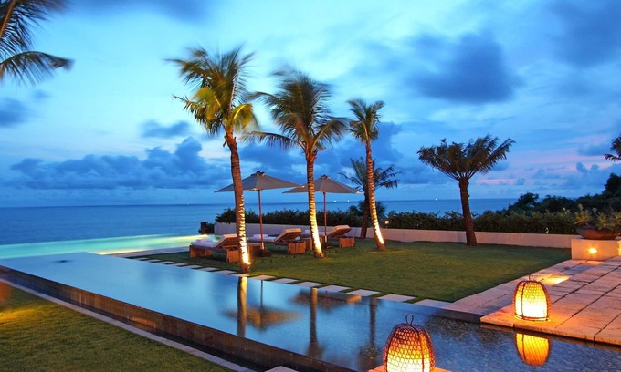 Ungasan Villa | Villa panoramique de luxe avec 6 chambres et accès à la plage à Uluwatu "