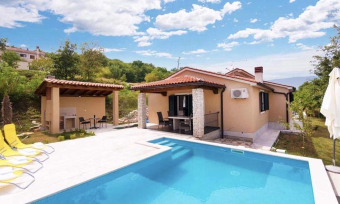 Pican Maison | Maison de vacances panoramique avec piscine
