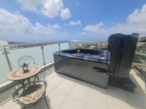 Peyia Town Appartement | Panoramic Holidays - Deluxe 2