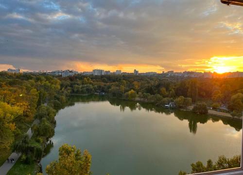 Chisinau Appartement | Panoramic Lake View