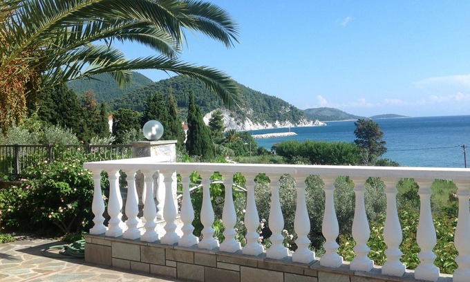 Elios Villa | Vues panoramiques sur l'océan. 120 m². Terrasse Villa. 3 Chambre / 3 Bath.