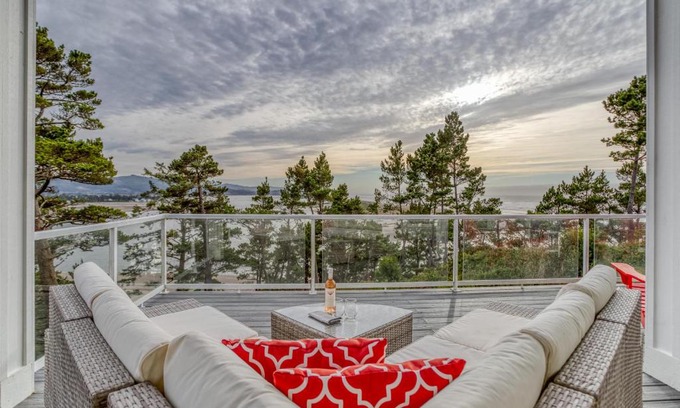 Lincoln City Maison | Panoramic Point