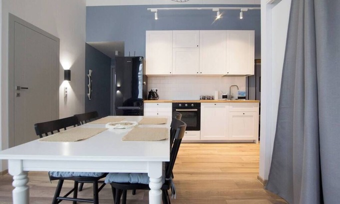 Gliwice Appartement | Panoramic view of Gliwice: 90m from the old square