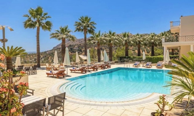 Rodhia Maison | Pantanassa Palm Tree Villa