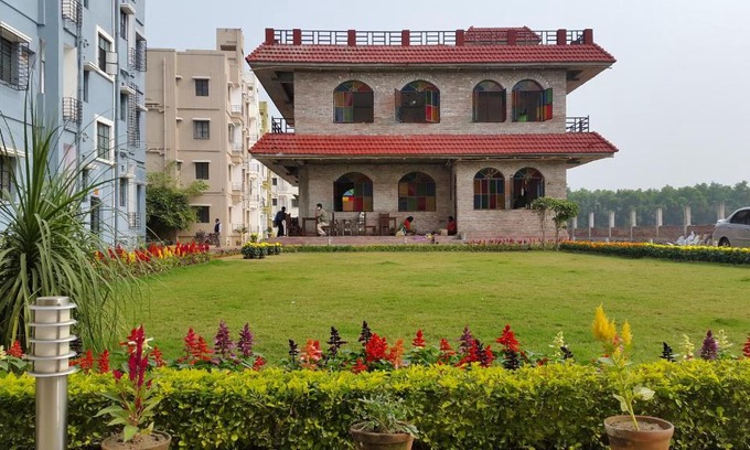 Daronda Maison | Panthashala Santiniketan
