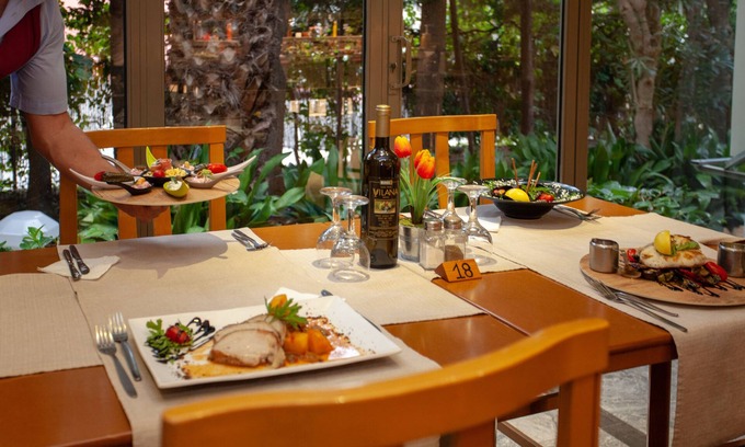 Violi Charaki Hôtel | Pantheon Hotel