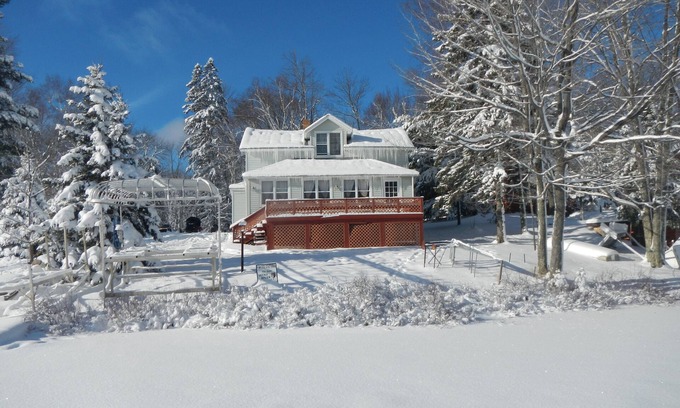 Bryant Maison | North Woods Lodge sur le lac, retraite tranquille dans la partie principale du lac Greater Bass